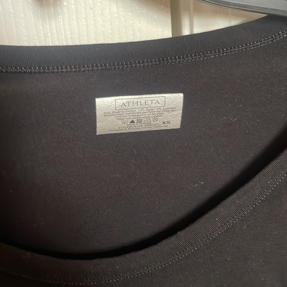 ATHLETA TOP - Picture 2 of 3